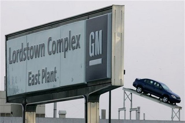 „General Motors“ darbuotojai padavė į teismą profsąjungą ir bendrovę dėl ginčo dėl atlyginimų